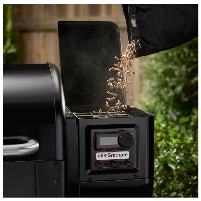 Weber Smoque 22 Pellet Smoker 1500812